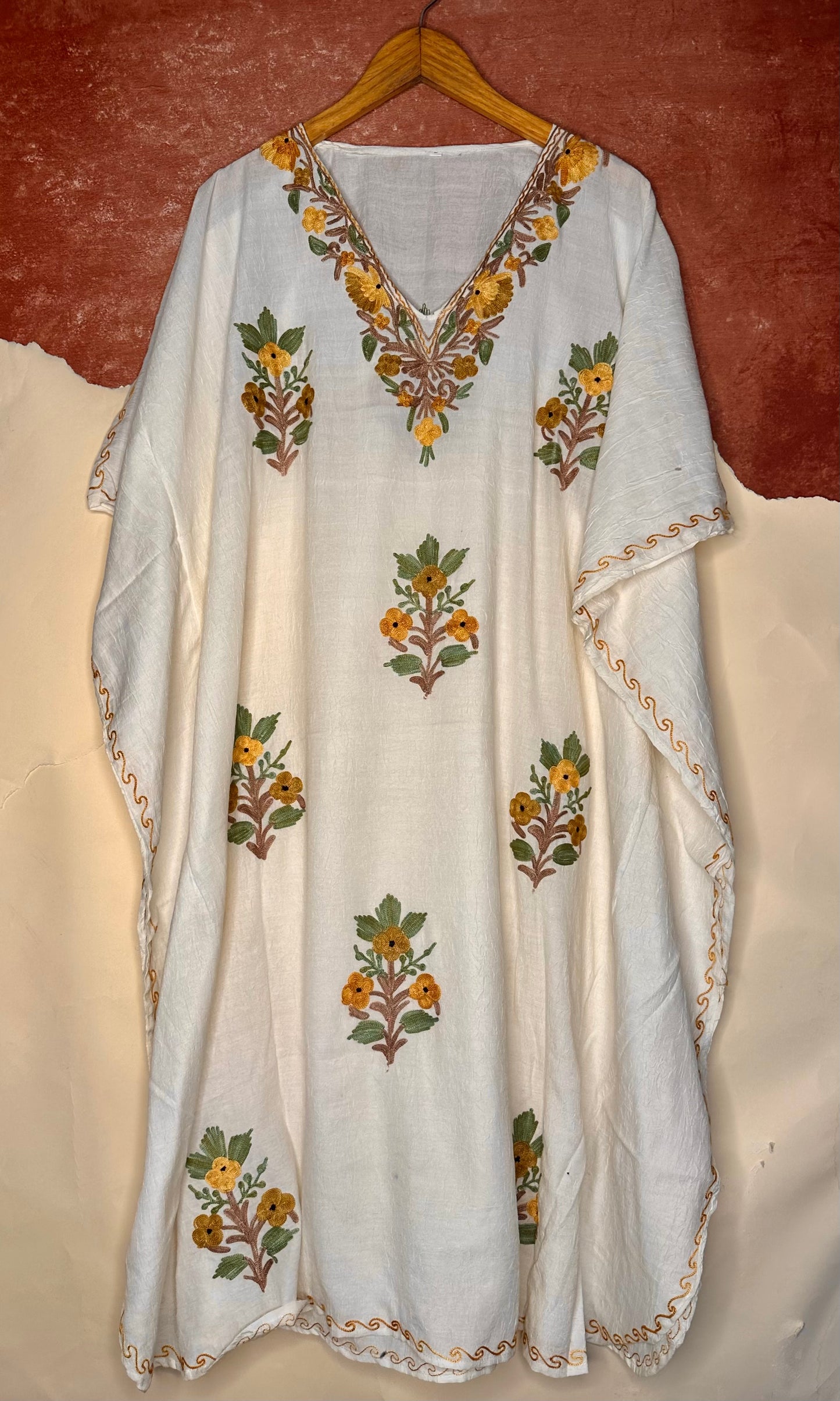 White and yellow bloom cotton kaftan